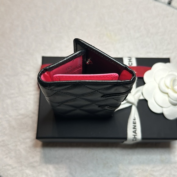 Chanel Cambon 6 ring key case w/ Box & ribbon - Picture 11 of 12